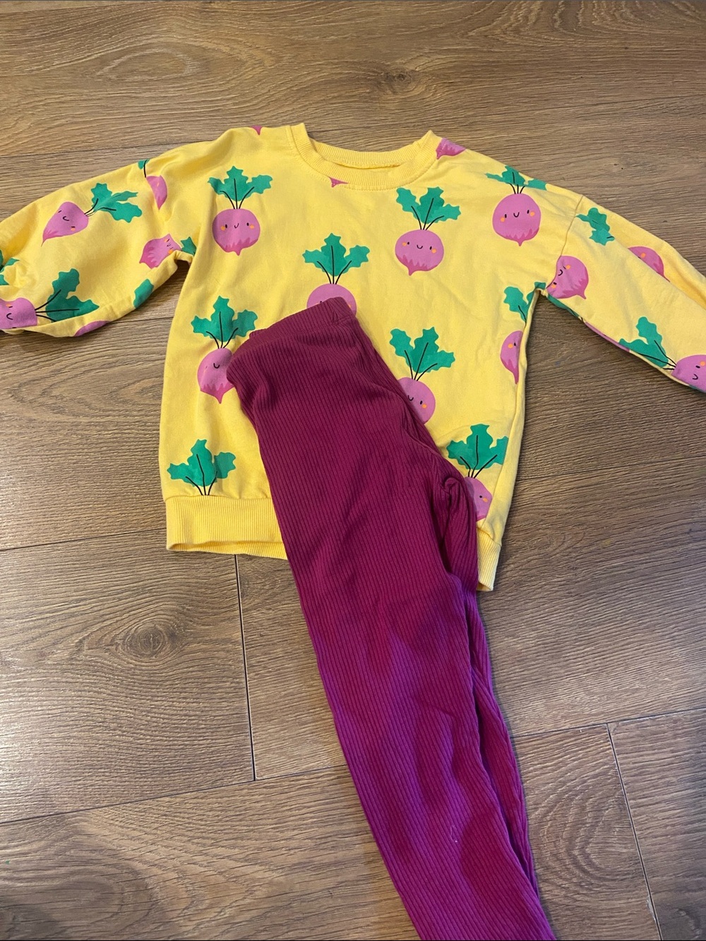 Kids Yellow Radish Print sweatshirt Top with Burgundy Leggings